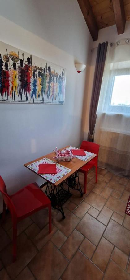 Gesuitirooms Sona Bagian luar foto